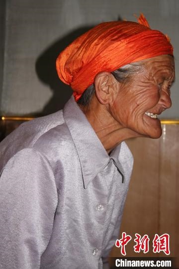 薩仁托婭拍攝的“草原母親”?！∷_仁托婭供圖