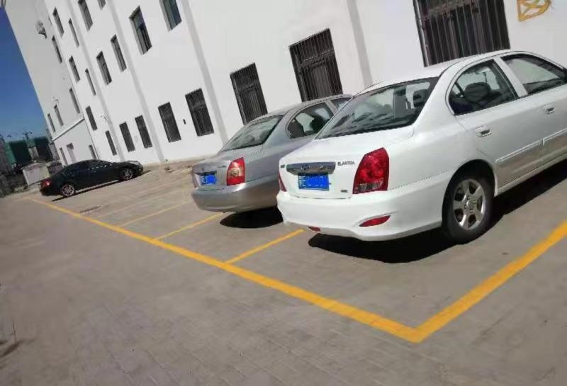 1631670882438152.jpg 施劃停車線.jpg