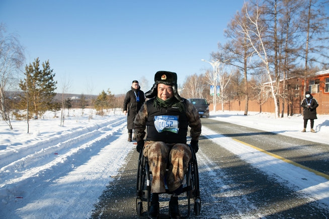 中共黨員、一等功榮立者王曙光不畏嚴(yán)寒，挑戰(zhàn)自我（王鵬）.jpg