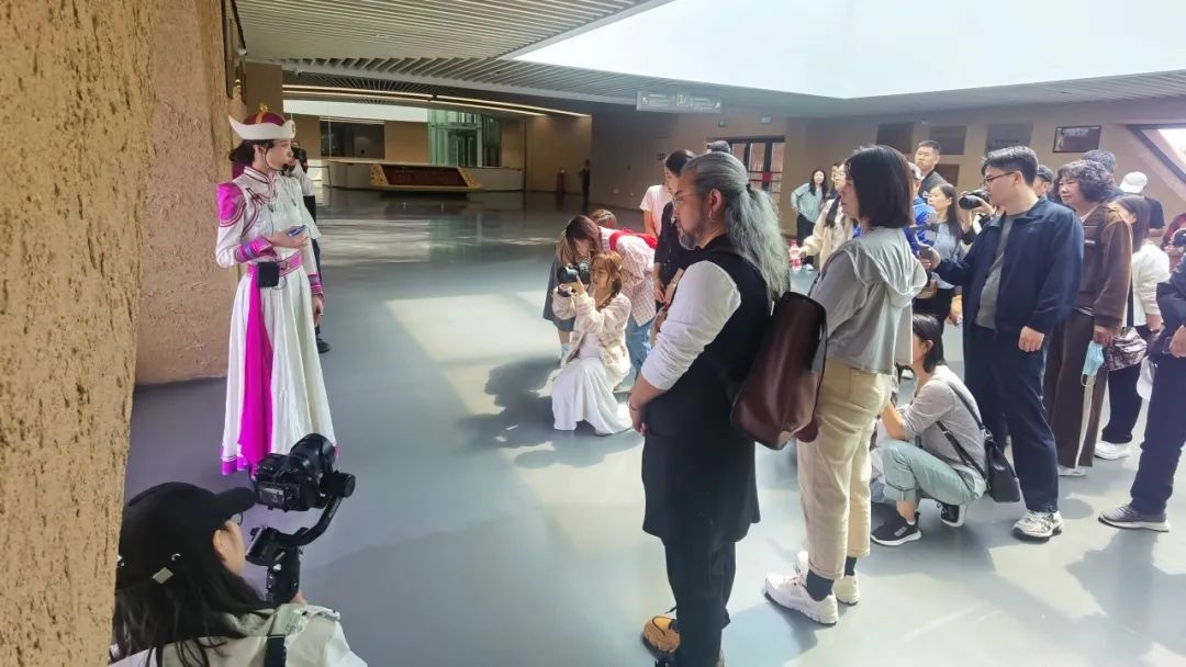 1713657042895749.jpg 03.jpg