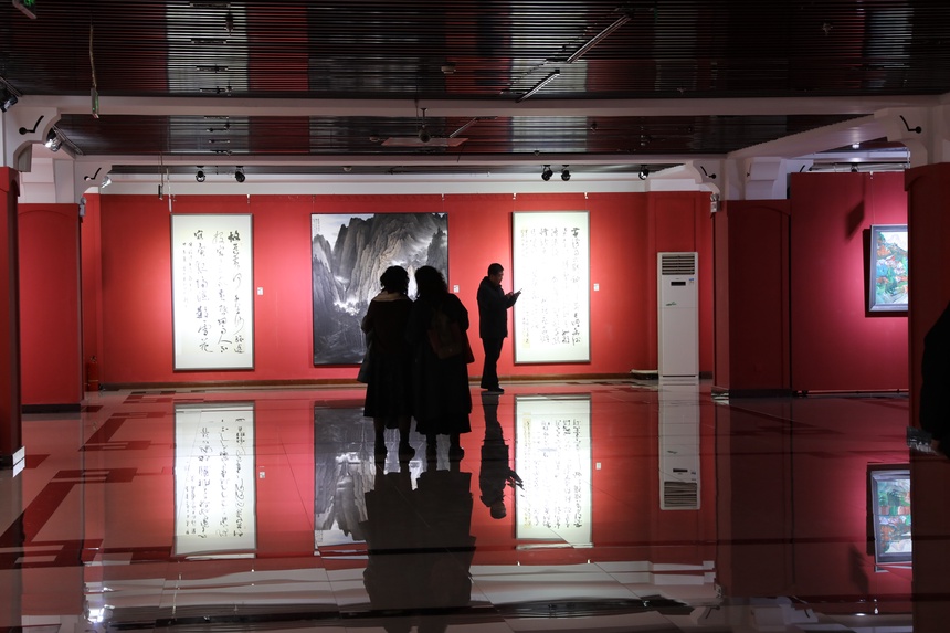 1733409732620217.jpg 67515e547eb8ac5f7eb0ce85.jpg