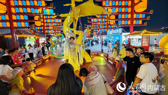 1752800371125188.jpg 烏蘭1.jpg