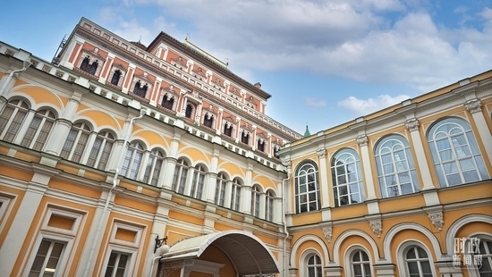  △當(dāng)?shù)貢r(shí)間3月21日，莫斯科，克里姆林宮。（總臺(tái)央廣記者潘毅拍攝）