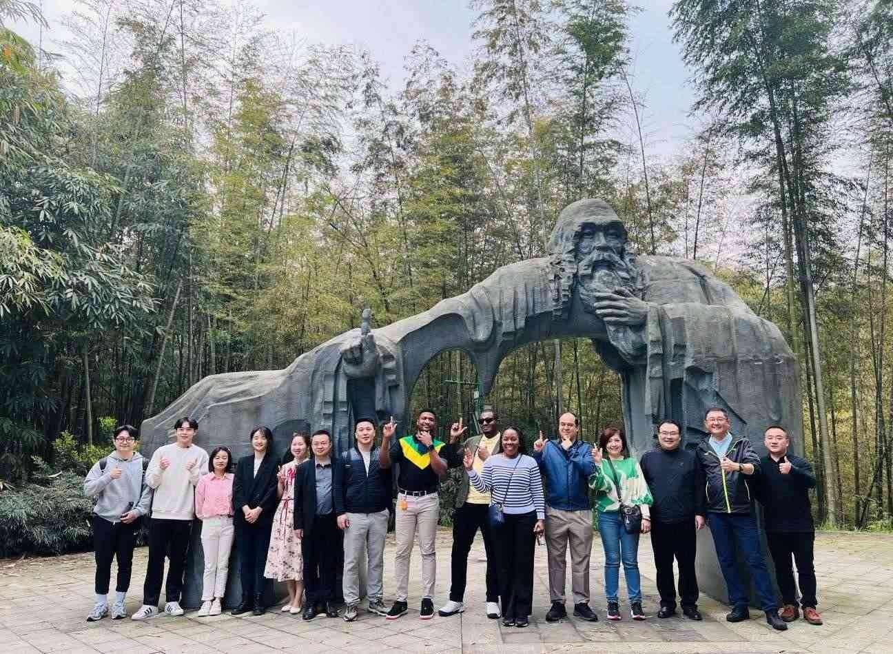 Guizhou Echo | 這一波，貴州又圈“國(guó)際粉”了