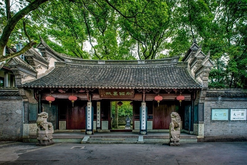 天一閣正門(mén)。 天一閣博物院供圖