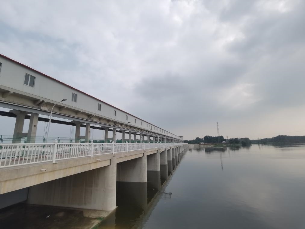 圖為獨(dú)流減河進(jìn)洪南閘。新華社記者 劉惟真 攝