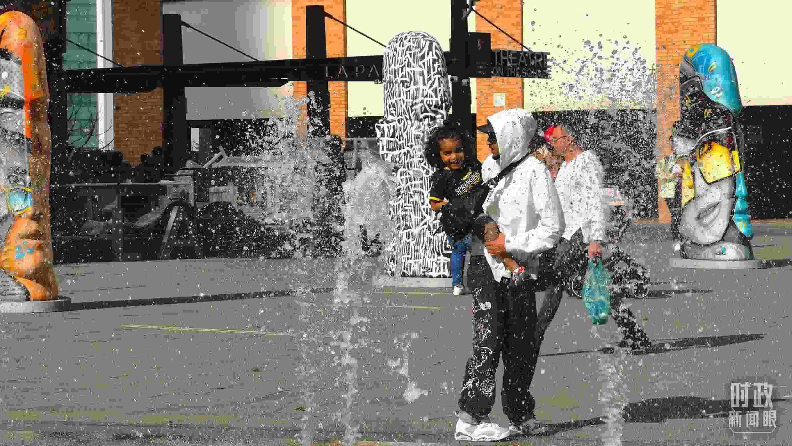 △約翰內(nèi)斯堡街頭。（總臺央視記者韓銳拍攝）