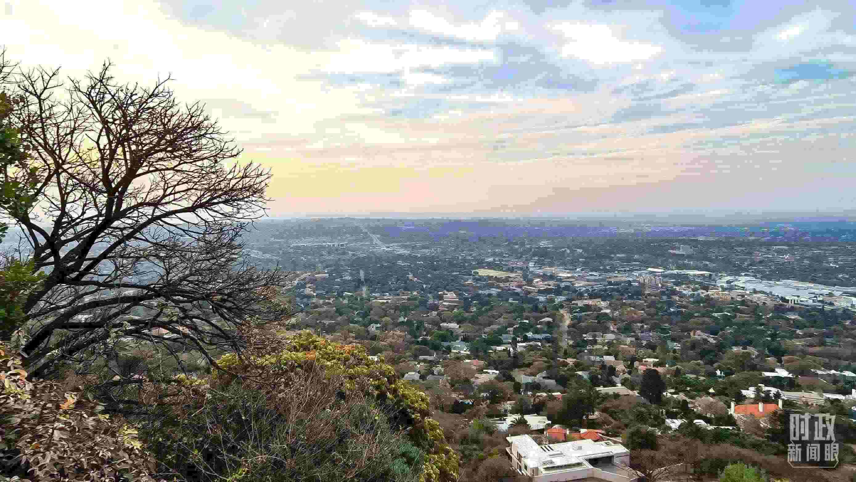 △南非約翰內(nèi)斯堡。（總臺央視記者韓銳拍攝）