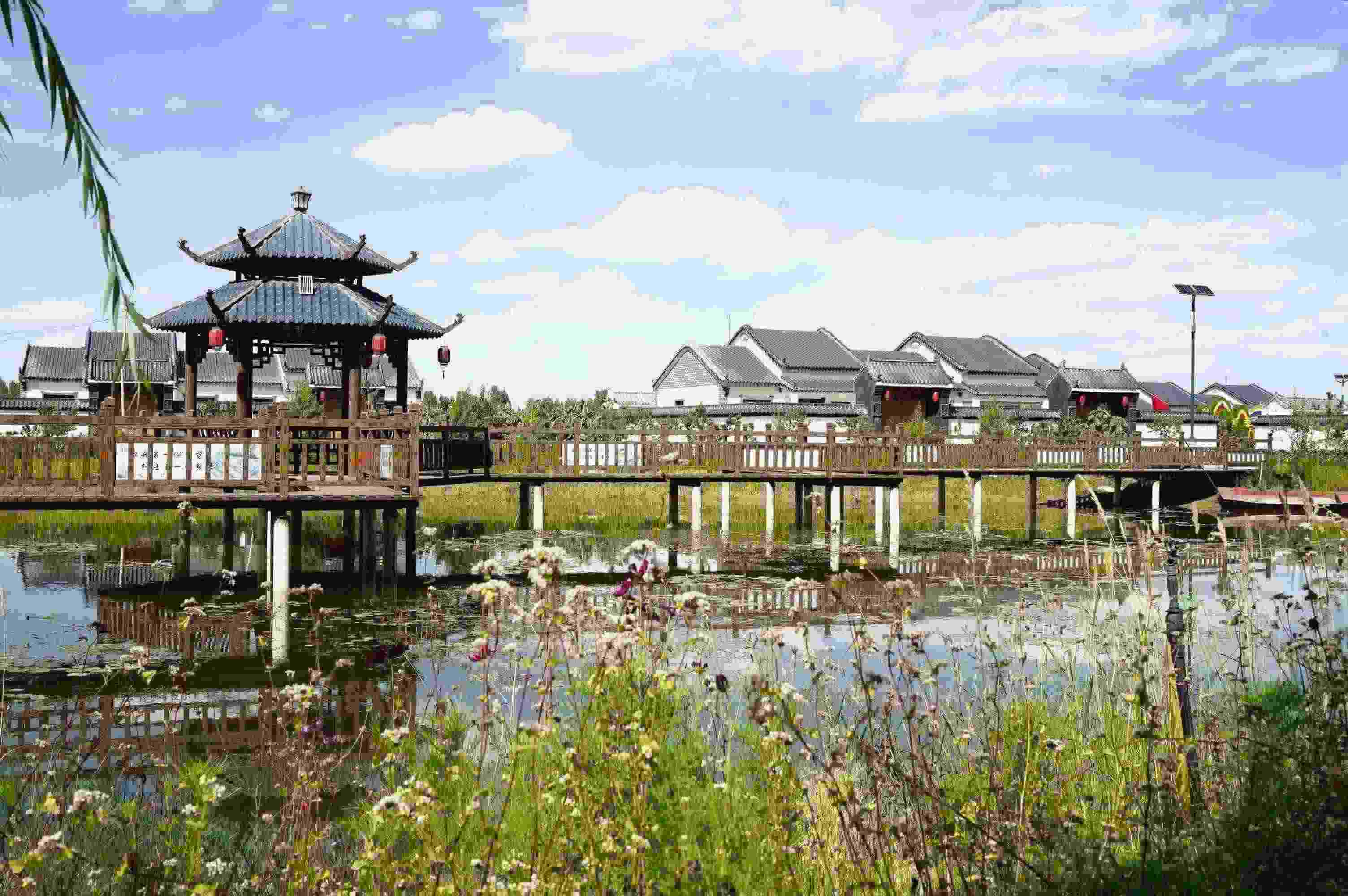 黃家堡村，筑夢(mèng)新居。張文博攝