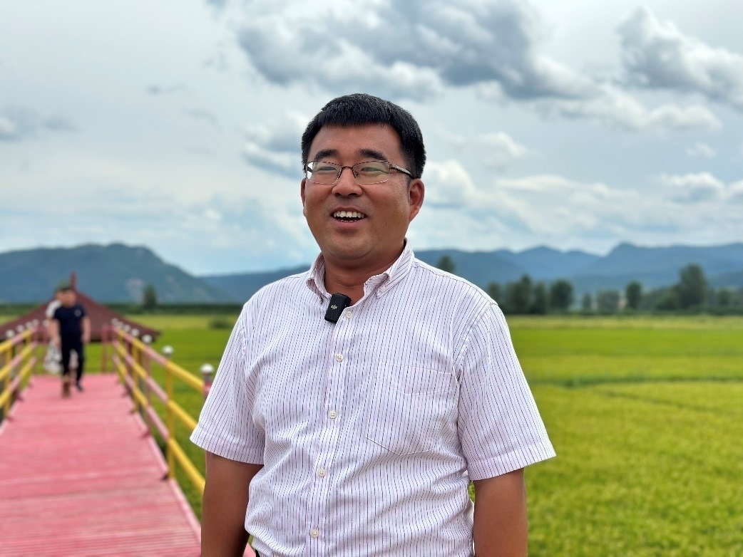 和龍市東城鎮(zhèn)光東村村書記金憲。人民網(wǎng)記者 金洪花 攝