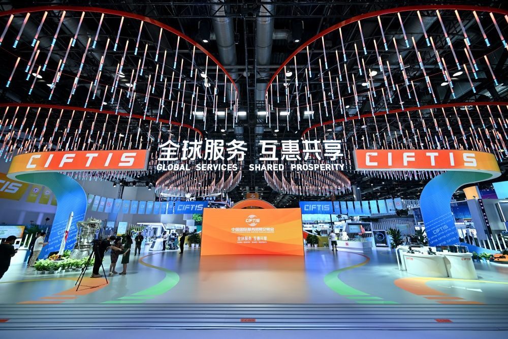 這是9月1日拍攝的國家會議中心內(nèi)景。新華社記者 李鑫 攝