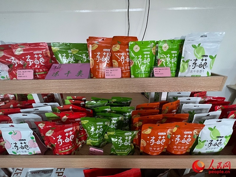 各種凍干食品。人民網(wǎng)記者 常雪梅攝