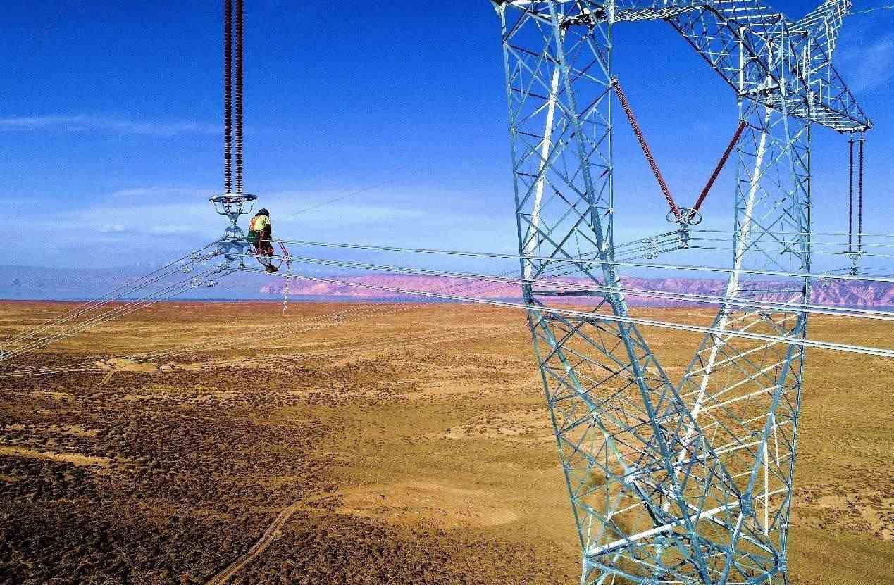 青豫直流。國(guó)網(wǎng)青海省電力公司供圖