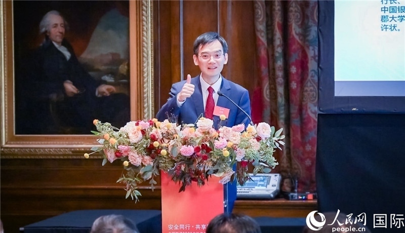 圖為方文建發(fā)言。人民網(wǎng) 郭錦標攝