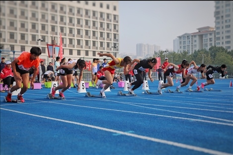 第59屆北京市中學生田徑運動會暨北京學生金奧運動隊田徑運動會。北京市教委供圖