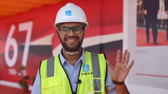 穆罕默德·坦塔維接受人民網(wǎng)記者采訪(fǎng)