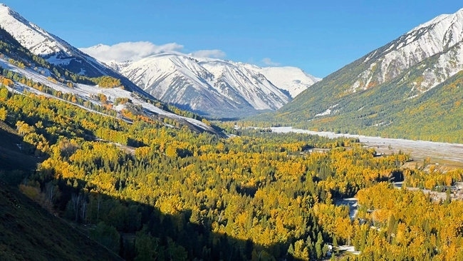 “新東方快車”沿途風(fēng)景。