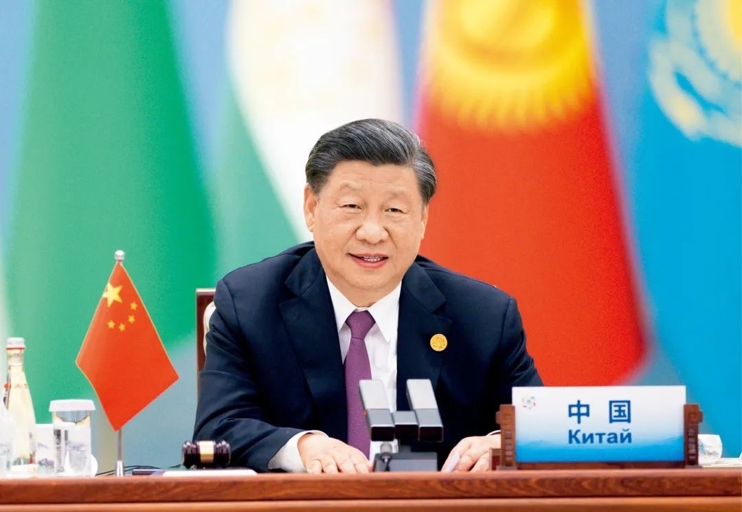 2023年5月19日上午，國家主席習(xí)近平在陜西省西安市主持首屆中國—中亞峰會并發(fā)表題為《攜手建設(shè)守望相助、共同發(fā)展、普遍安全、世代友好的中國—中亞命運(yùn)共同體》的主旨講話。圖/ 新華社記者 黃敬文 攝