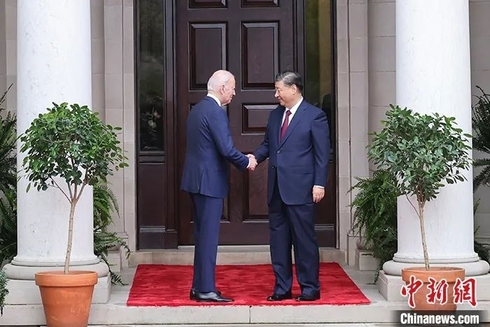 當地時間11月15日，中國國家主席習近平在美國舊金山斐洛里莊園同美國總統(tǒng)拜登舉行中美元首會晤。中新社記者 盛佳鵬 攝