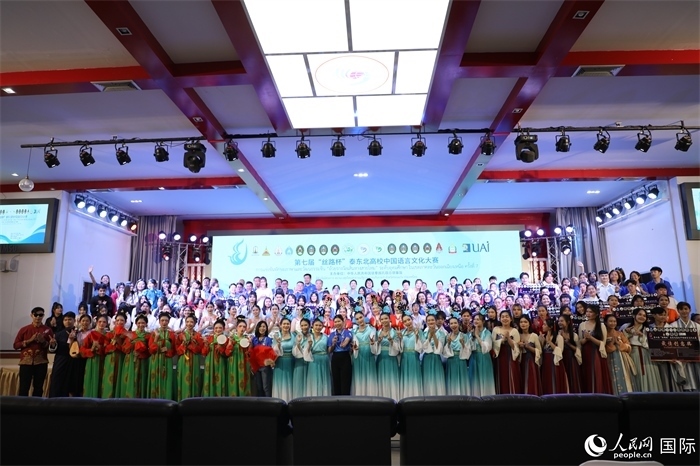 獲獎選手合影。人民網(wǎng)記者 孫廣勇攝