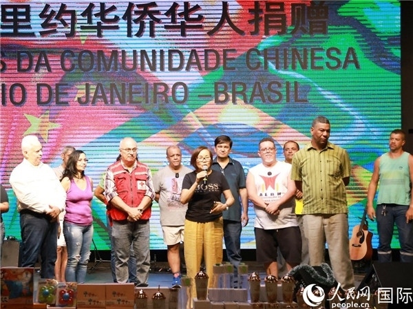 捐贈活動中方發(fā)起人之一的孫特英女士在捐贈活動中致辭。人民網(wǎng)記者 陳海琪攝