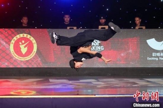 今年7月，首屆亞洲霹靂舞錦標(biāo)賽在拱墅運河體育公園體育館舉行。郭天奇 攝