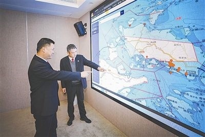 圖③：法官為涉案船舶尋找安全的錨泊地點。