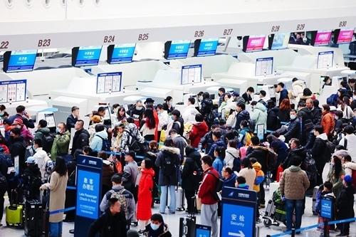 2024年春運首日，大興機場預計保障進出港旅客13.59萬人次。大興機場供圖