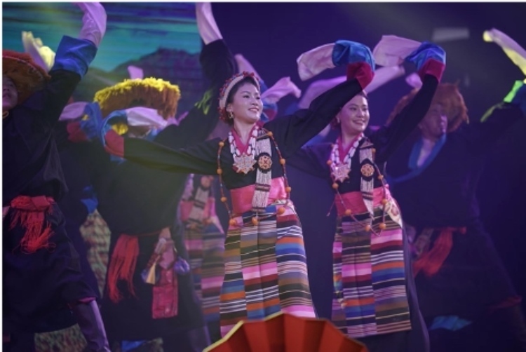 圖為2024“歡樂春節(jié)”中泰互致新春賀辭活動(dòng)現(xiàn)場。 中國駐泰國大使館文化處供圖