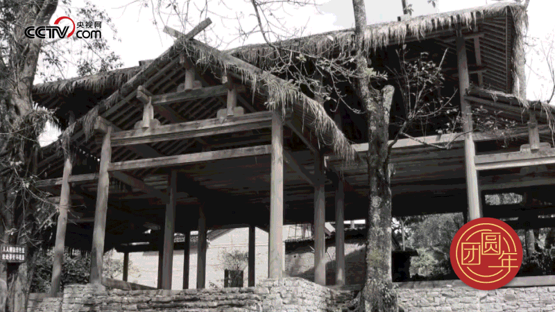 △ 云南省騰沖市清水鄉(xiāng)三家村的司莫拉佤族村曾經(jīng)是貧困村，隨著國家脫貧攻堅、鄉(xiāng)村振興的推進，這個小村寨舊貌換新顏，變成了名副其實的美麗鄉(xiāng)村。