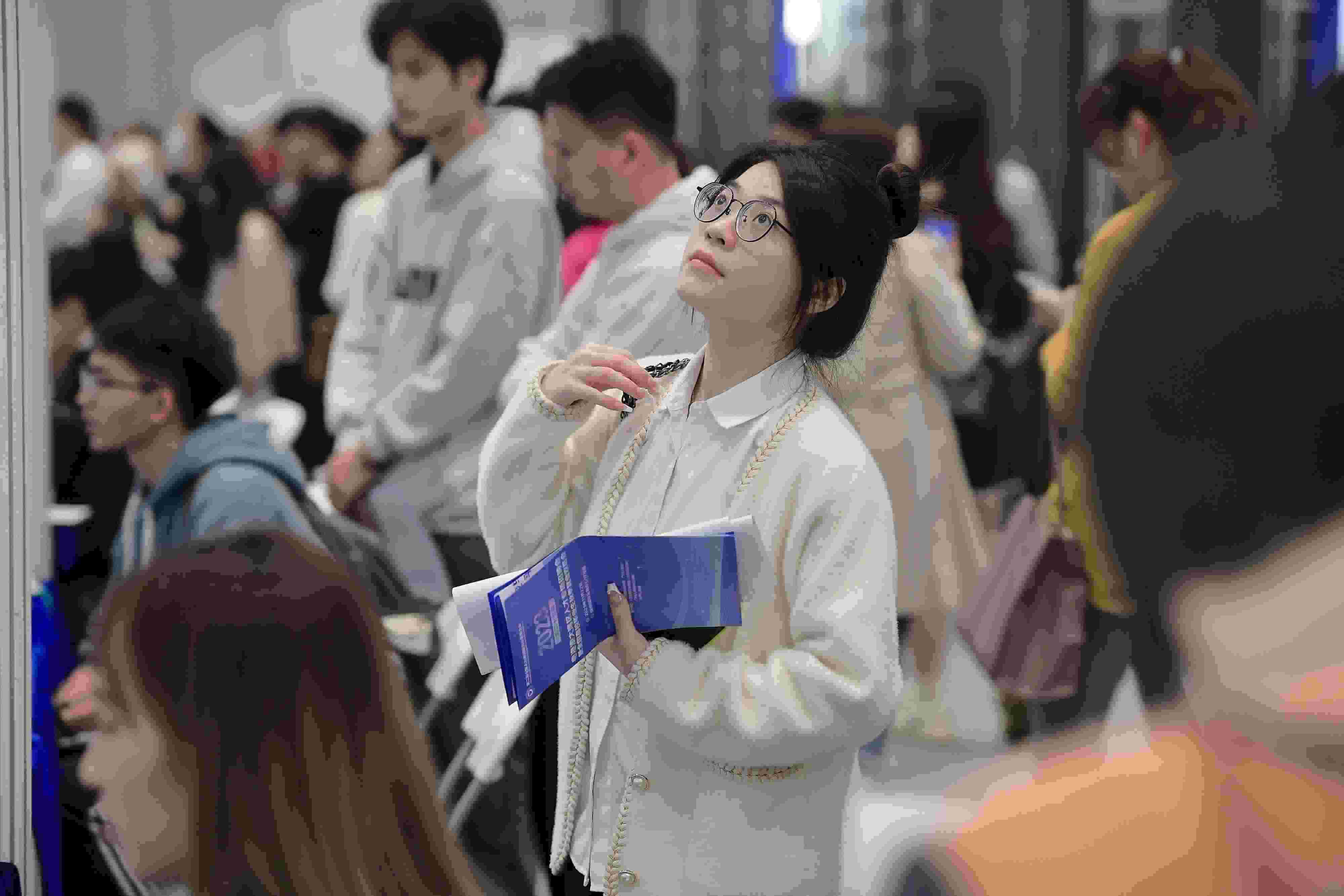  2023年11月22日，2023年粵港澳大灣區(qū)人才專場招聘會暨第27屆全國高校畢業(yè)生秋季就業(yè)雙選會在深圳國際會展中心舉辦。