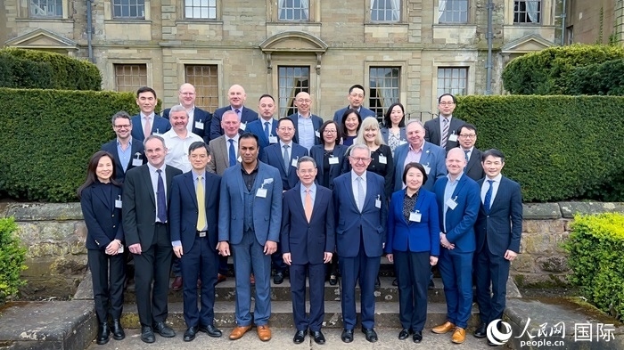 論壇嘉賓合影。人民網(wǎng) 郭錦標攝