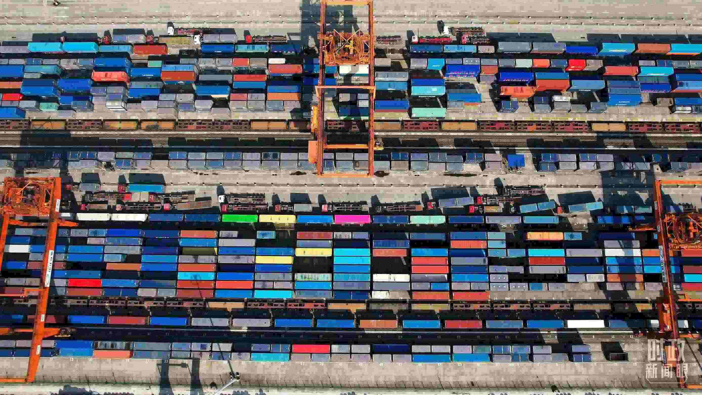 △重慶國際物流樞紐園區(qū)。（總臺(tái)央視記者范凱拍攝）