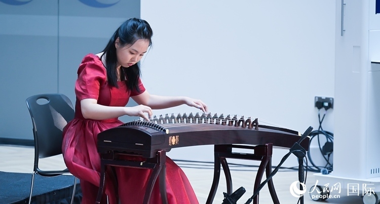 中英/北愛教育合作論壇現(xiàn)場(chǎng)。