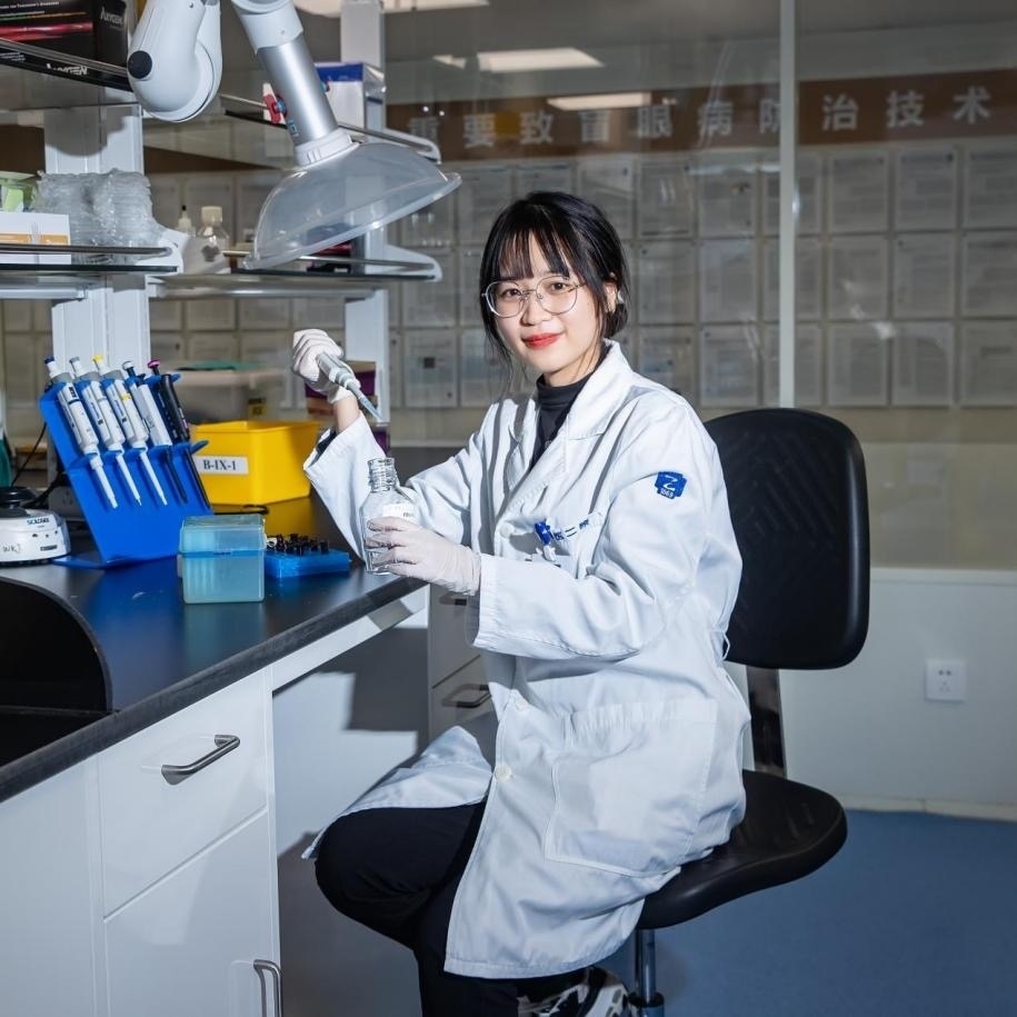 倪楚君在科研中。浙江大學(xué)供圖