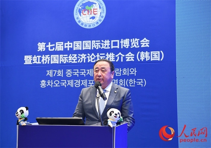 中國(guó)國(guó)際進(jìn)口博覽局黨委書記、副局長(zhǎng)孫成海致辭。 人民網(wǎng) 程安康攝