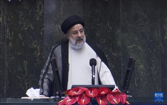 據(jù)伊朗邁赫爾通訊社20日?qǐng)?bào)道，伊朗總統(tǒng)萊希在直升機(jī)事故中遇難。這是2021年8月5日拍攝的易卜拉欣·萊希的資料照片。 新華社發(fā)（賈瓦德攝）