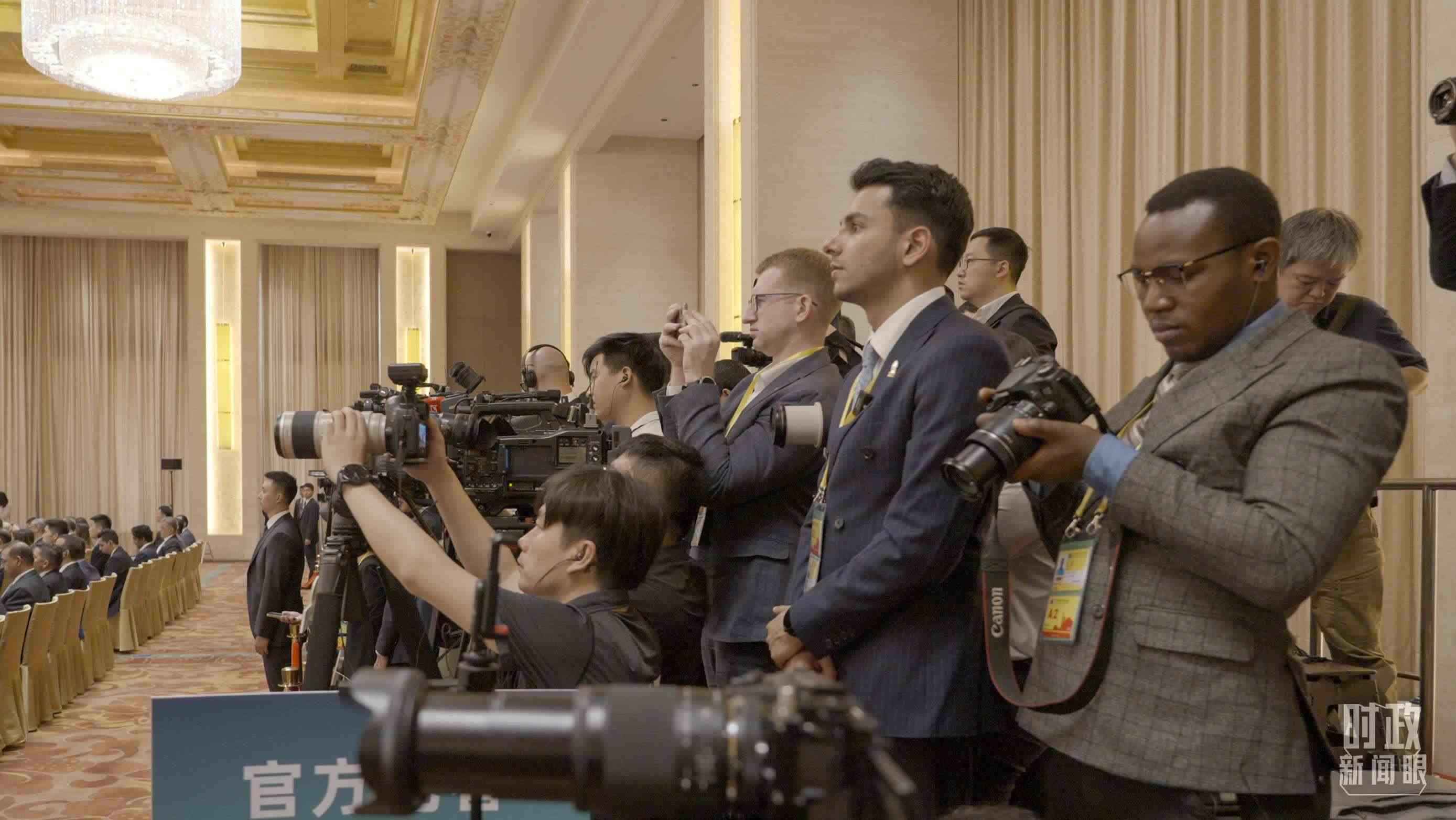 △現(xiàn)場(chǎng)媒體區(qū)。（總臺(tái)央視記者彭漢明拍攝）