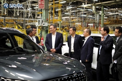 中國商務部部長在西班牙調(diào)研