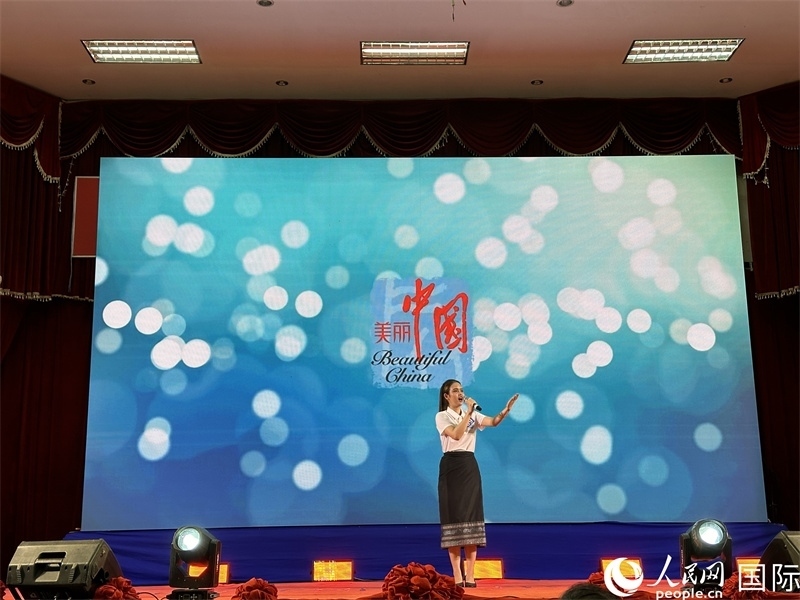 圖片：老撾選手進(jìn)行中文演講。孫廣勇攝