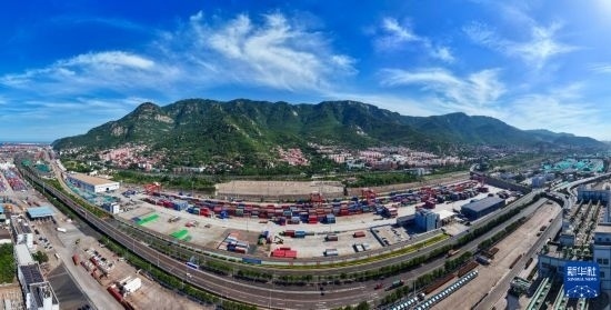 這是6月26日拍攝的中哈連云港物流合作基地（無人機(jī)照片）。新華社記者 季春鵬 攝