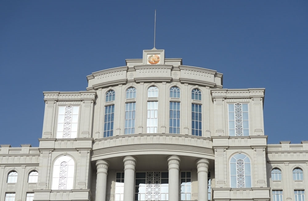 這是在杜尚別拍攝的塔吉克斯坦政府大樓。