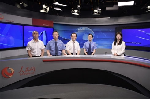 訪談現(xiàn)場(chǎng)。人民網(wǎng)記者 王曉嘯攝