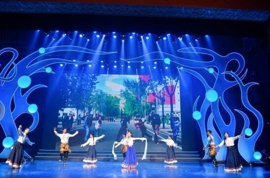 第十屆“歡動北京”開幕，12國青少年向未來問好