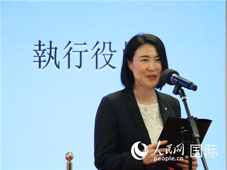 日本航空株式會(huì)社執(zhí)行役員西原口香織致辭。人民網(wǎng) 許可攝