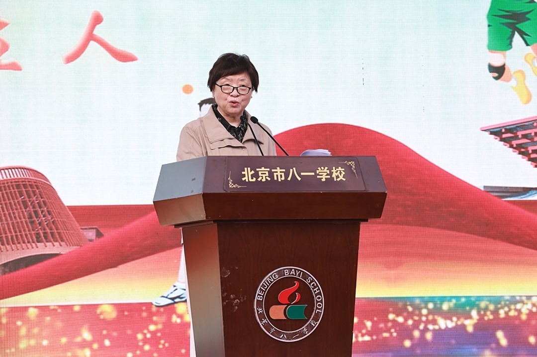 蘇東林院士講授開學第一課。校方供圖