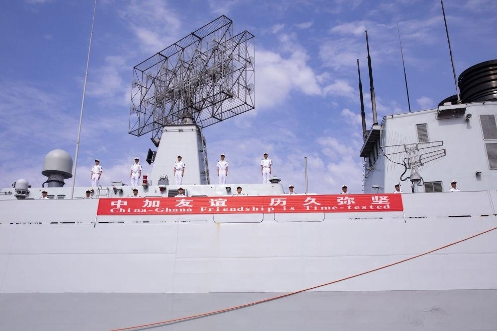 2023年6月27日，中國海軍第43批護航編隊抵達加納特馬港碼頭，開始對加納進行為期4天的友好訪問。