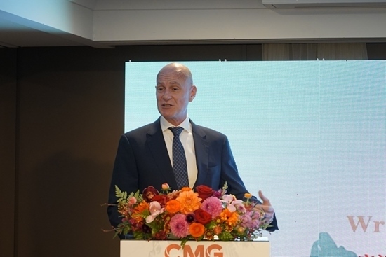 澳大利亞旅游局東半球市場及國際航司業(yè)務執(zhí)行總經理何安哲在活動上致辭。張舒惠攝