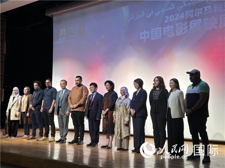 中阿兩國官員、電影行業(yè)從業(yè)者、媒體代表等出席開幕式 郝瑞敏攝