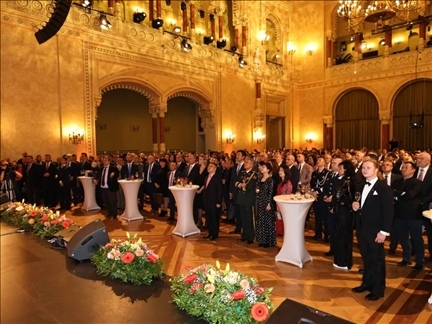 招待會(huì)現(xiàn)場(chǎng)。中國(guó)駐匈牙利大使館供圖